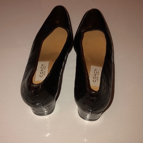 COACH shoes - Picture 2 of 8